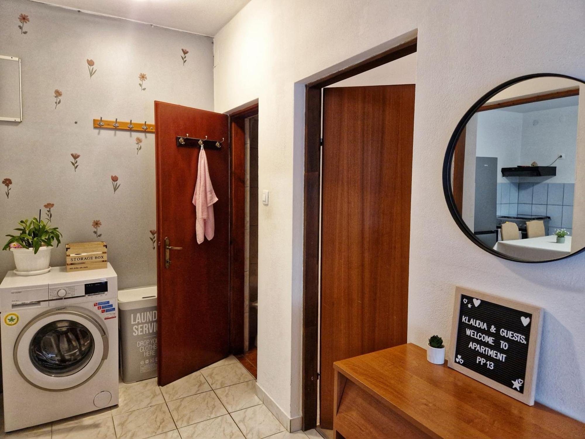 Apartman Pp 13 Pola Esterno foto